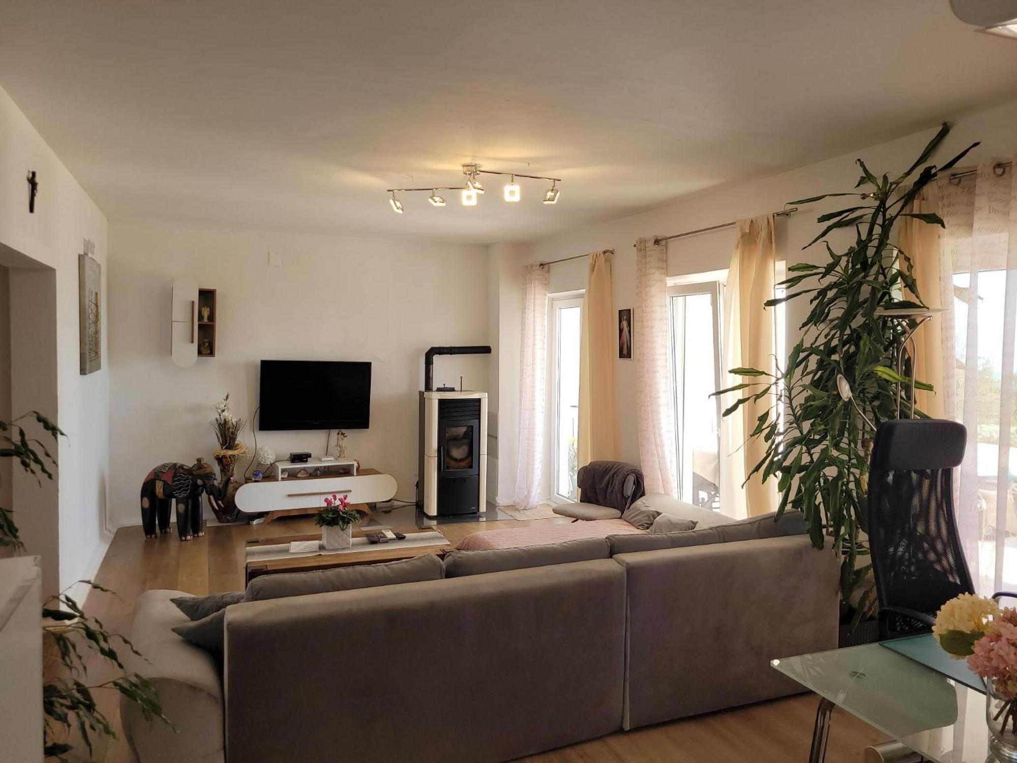 Apartments Chiara Mit Meerblick Und Pool Und Jacuzzi Lovran Exteriér fotografie